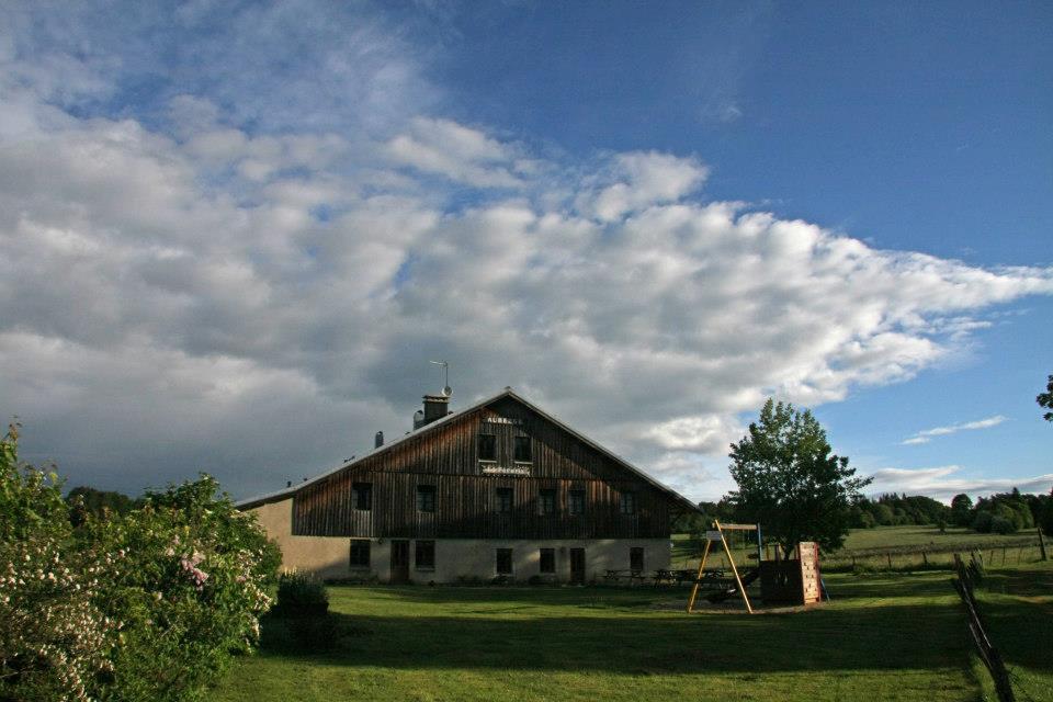 Auberge De La Perdrix Hauterive-la-Fresse Екстериор снимка